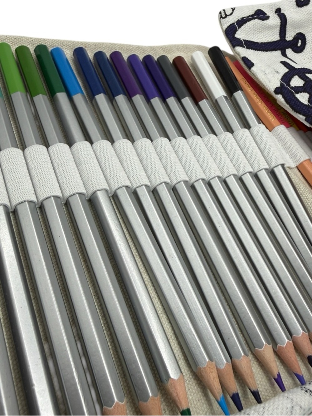 48pc Art Pencil Set Oil Based Water Soluble Sketch Pencils w/ Case XXYOUPIN - Picture 9 of 11